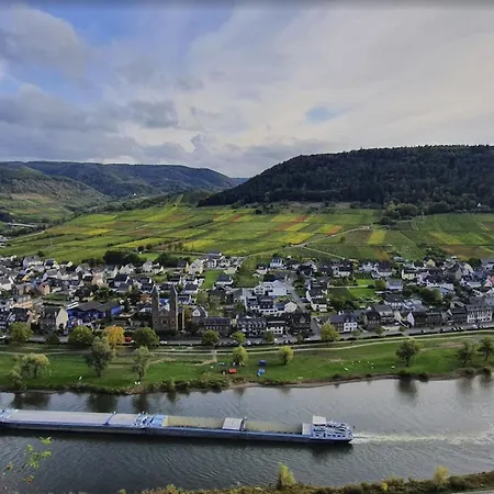 Dahlie By Interhome * Ernst